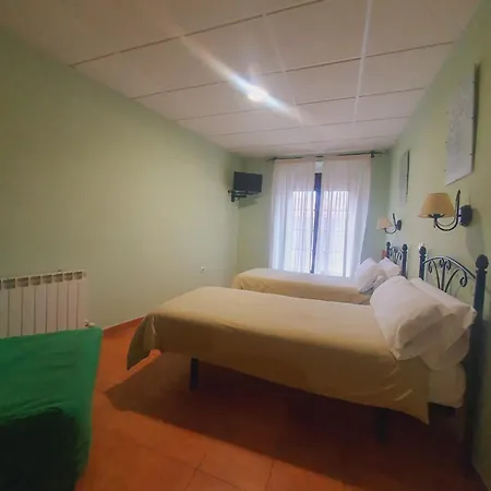 La Ciguena 3* El Espinar