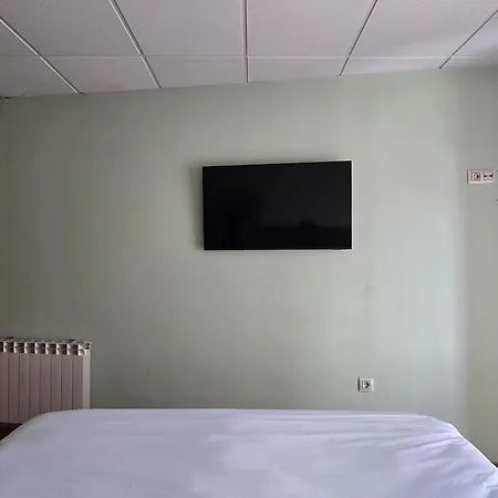 La Cigueena Hotel *