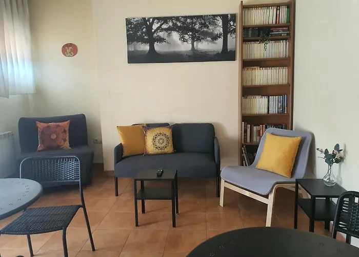 La Ciguena بيت ضيافة إل إيسبينار